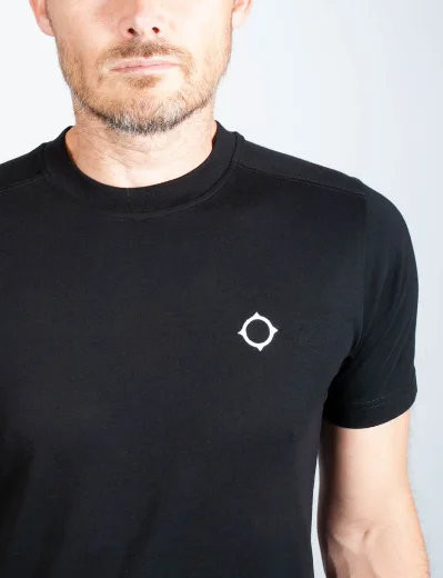 MA STRUM Short Sleeve Icon T-Shirt | Jet Black
