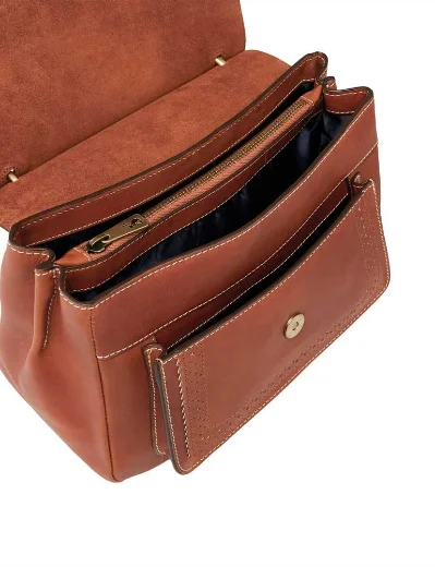 Joules Womens Faybridge Leather Flapover Shoulder Bag | Tan