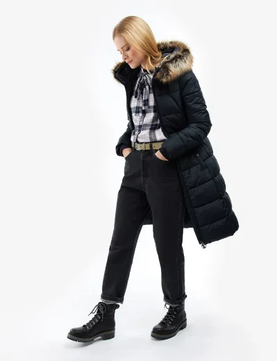 Barbour Women's Rosoman Quilted Jacket | Dark Navy