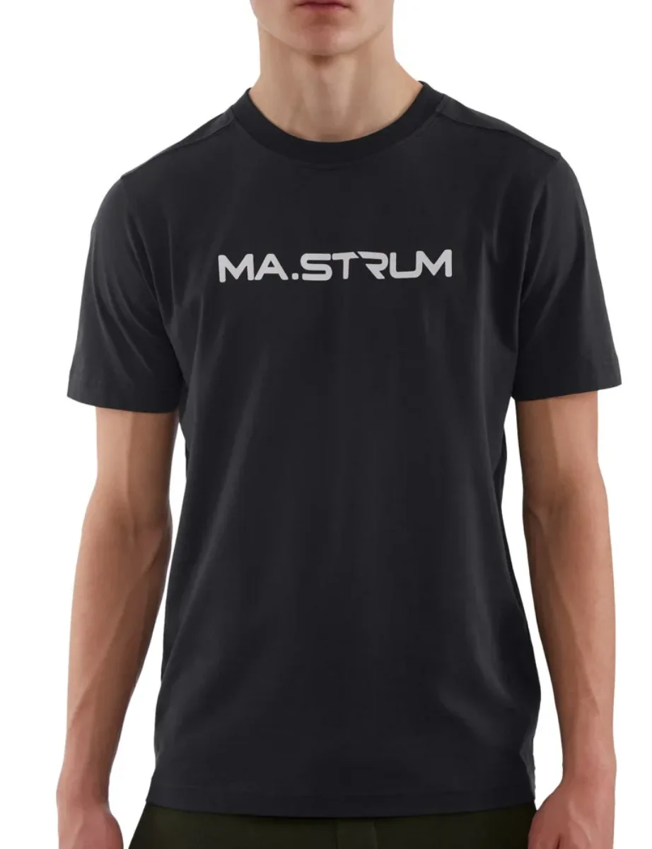 MA Strum Chest Print T-Shirt | Black