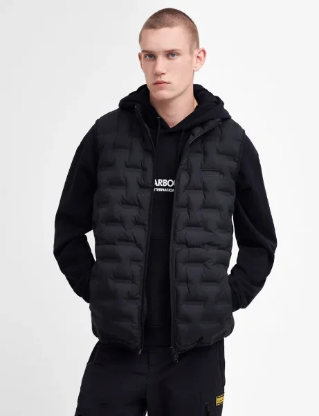 Barbour Intl Edge Gilet | Black Barbour Intl Edge Gilet | Black