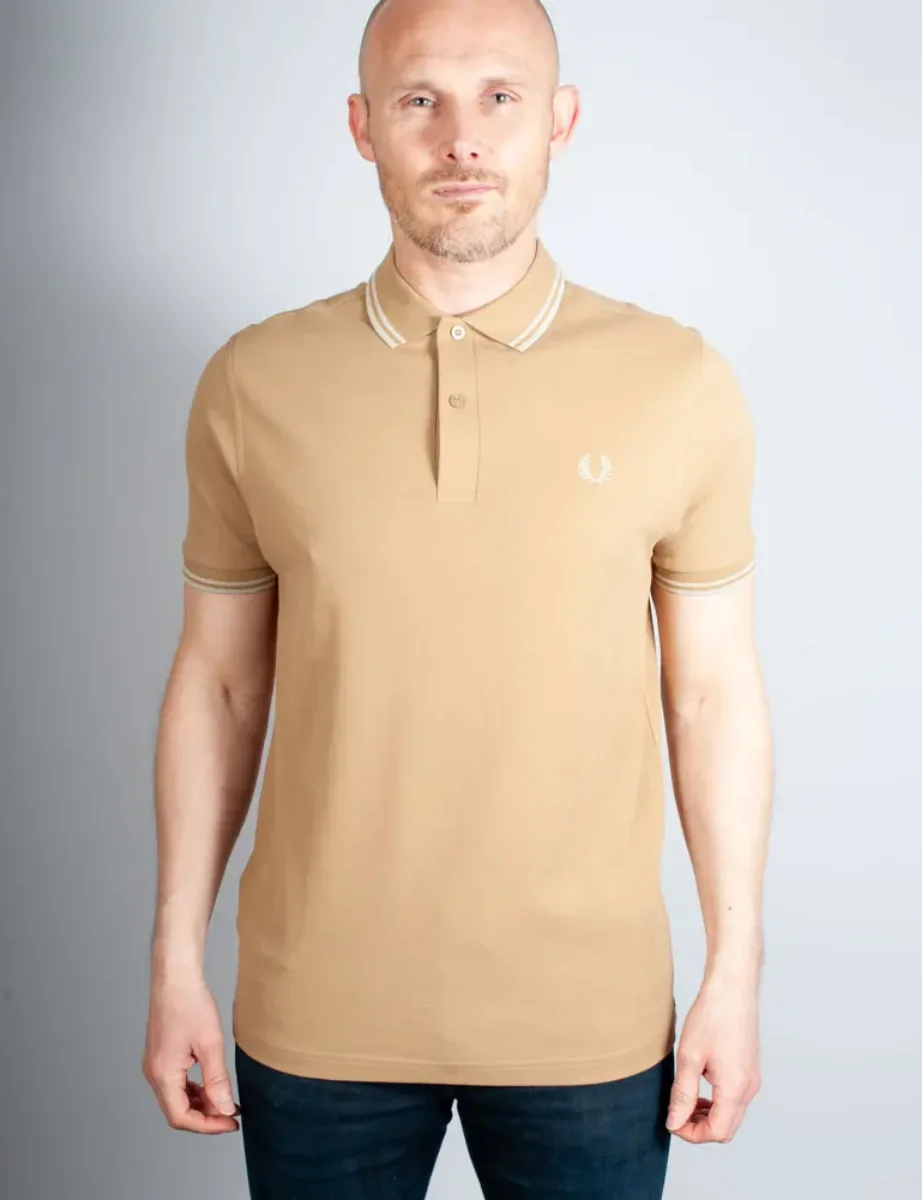 Fred Perry Twin Tipped Polo Shirt | Warm Stone / Oatmeal