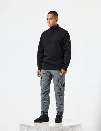 Weekend Offender Kraviz Quarter Zip Sweatshirt | Black