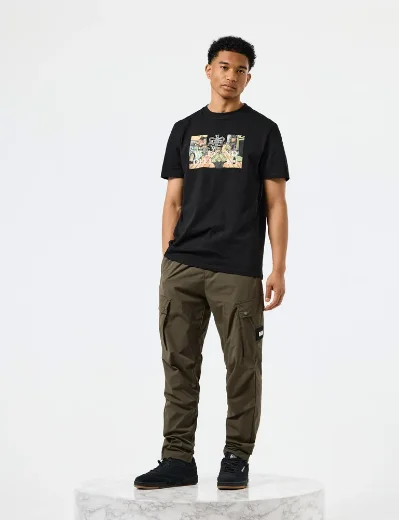 Weekend Offender Stratford Avenue Graphic T-Shirt | Black