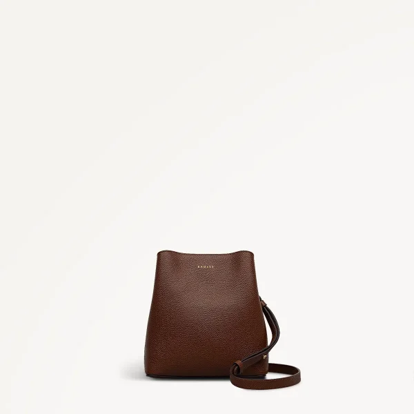 Radley Dukes Place Textured Small Compartment Cross Body | Chocolate Radley Dukes Place Textured Small Compartment Cross Body | Chocolate