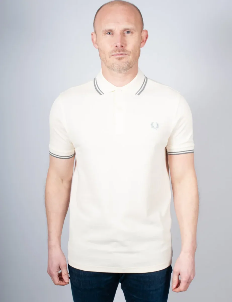 Fred Perry Twin Tipped Polo Shirt | Ecru / Stockport Blue