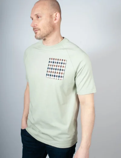 Aquascutum Active Raglan Pocket T-shirt | Sage Green